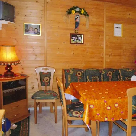 Country House In Zillertal Near Spieljochbahn, Cleaning Included Fügen